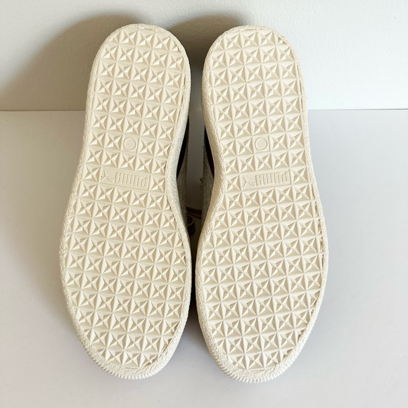 Puma Unisex Clyde Leather Eggplant Purple and Gray Sneakers - Picture 15 of 15